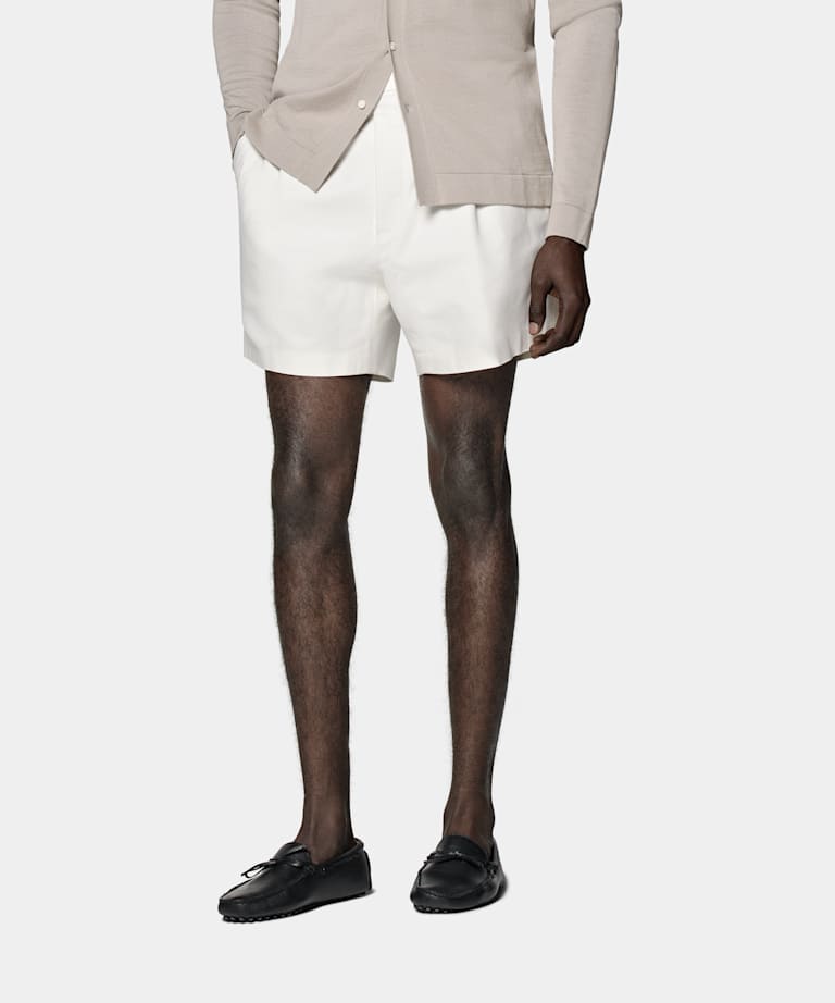 SUITSUPPLY Pure Cotton by Di Sondrio, Italy Off-White Straight Leg Shorts