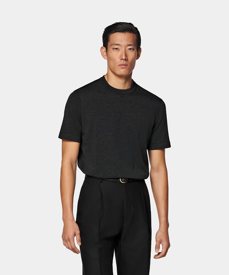 SUITSUPPLY Kalifornische Baumwolle und Maulbeerseide T-Shirt Rundhals Kurzarm dunkelgrau