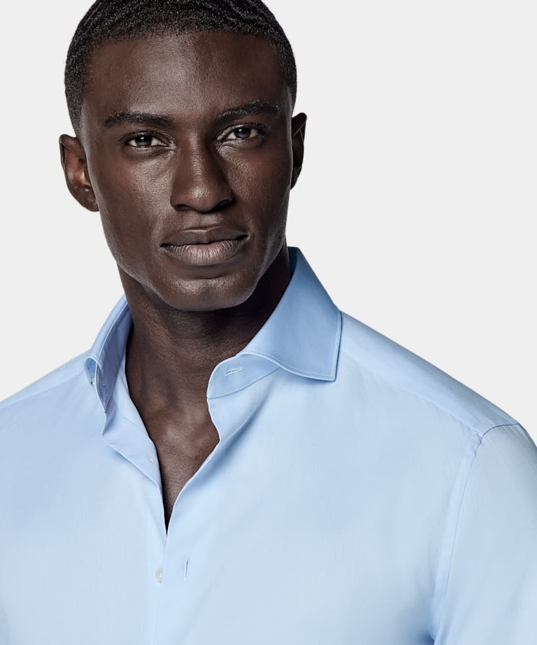 Chemise coupe Tailored en twill bleu clair