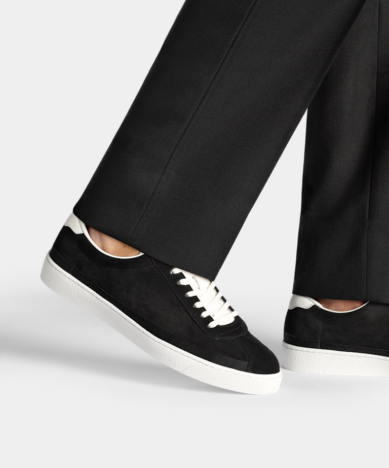 Black Sneaker