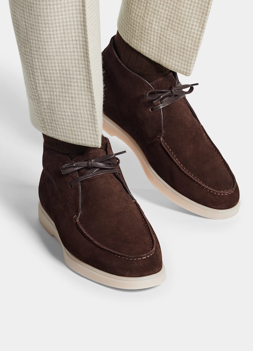 SUITSUPPLY Calf Suede Brown Chukka Boot