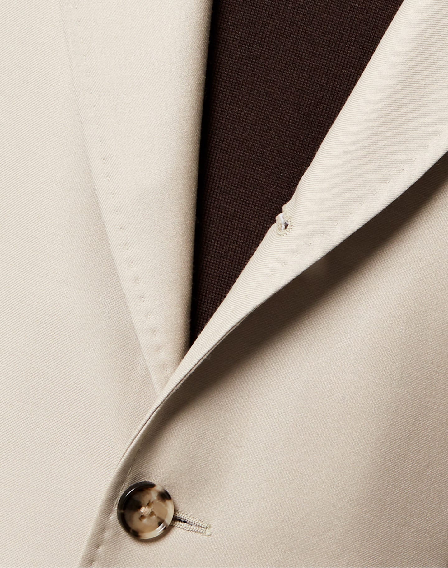 Rolling lapel